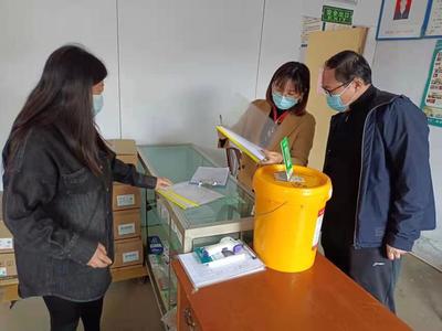 眾志成城 齊心戰(zhàn)疫 工作、執(zhí)勤“雙崗建功”助力企業(yè)復(fù)工復(fù)產(chǎn) 畜牧漁業(yè)飼料